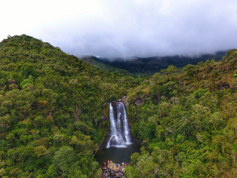 Cachoeira dos Garcias - Parque Estadual da Serra do Papagaio