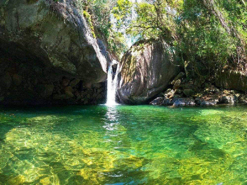 Cachoeira do Andorinhão - Estrada do Taboão